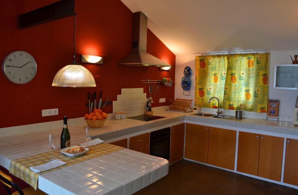 Villa La Roca - A Fusion Of Modern And Typical Andalucian Architecture 몬테코르토 객실 사진