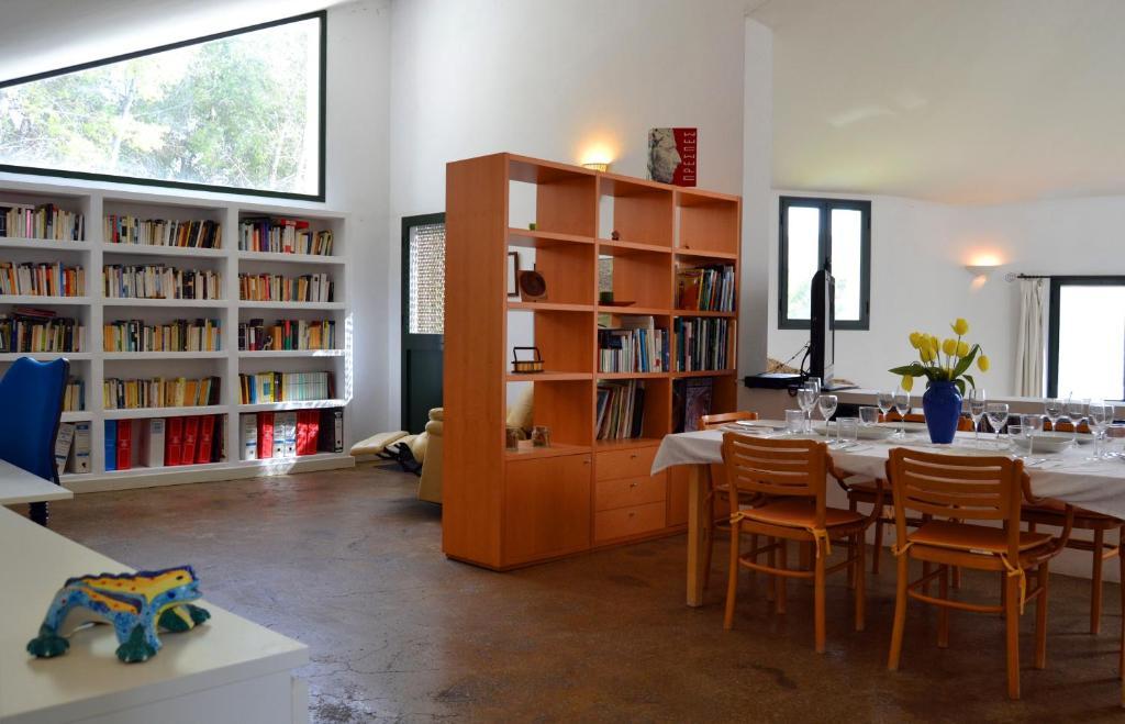 Villa La Roca - A Fusion Of Modern And Typical Andalucian Architecture 몬테코르토 객실 사진
